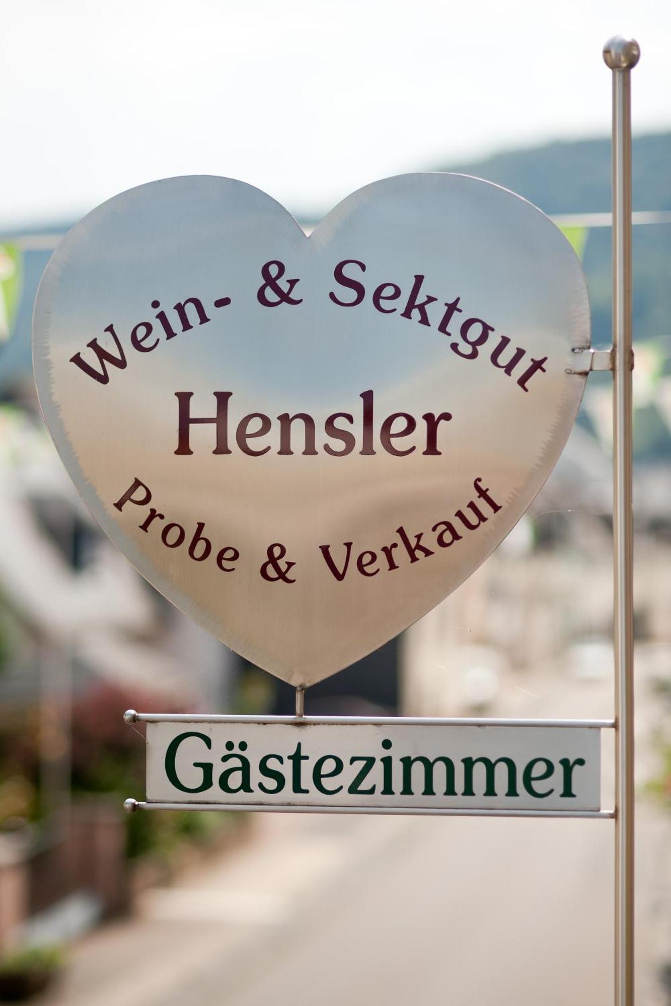 Wein- Und Sektgut Markus Hensler Briedel Eksteriør billede